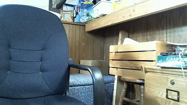 handsomeguy0729 online show from July 28, 2026, 4:39 pm
