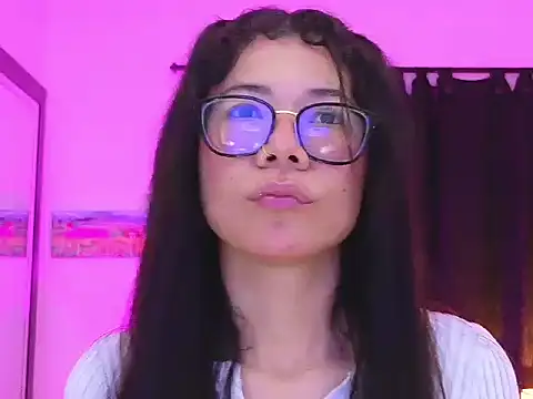 missdaki   online show from July 15, 2026, 1:22 am