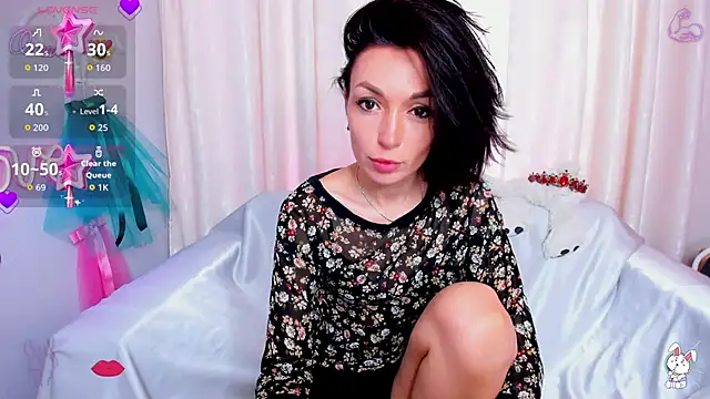 jessica tiny online show from June 23, 2026, 12:41 am
