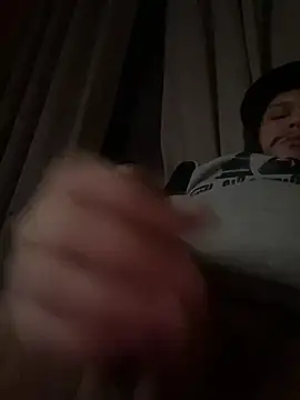 brunogordin69 online show from May 13, 2026, 2:31 am