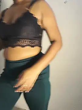 Snapshot of FANTASY_QUEEN_07 chatting on July 7, 2026, 2:25 am FANTASY QUEEN 07 online show from July 7, 2026, 2:25 am