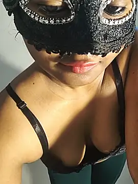 Snapshot of FANTASY_QUEEN_07 chatting on July 10, 2026, 2:27 am FANTASY QUEEN 07 online show from July 10, 2026, 2:27 am