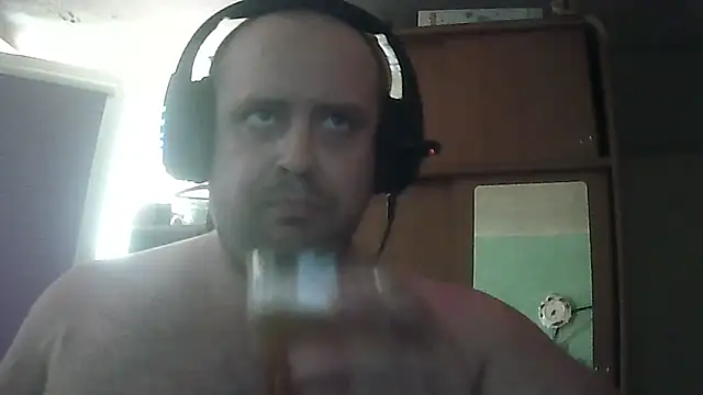 Snapshot of perversalus chatting on July 15, 2026, 2:33 pm perversalus online show from July 15, 2026, 2:33 pm