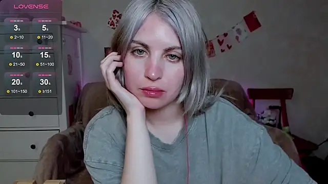 pawpaws online show from June 15, 2026, 11:23 am