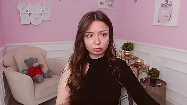 LucySkilar online show from May 31, 2026, 3:58 am