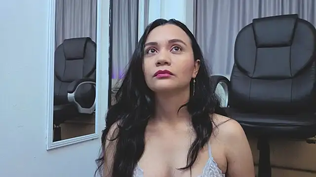 mariiana murillo01 online show from June 21, 2026, 3:42 am