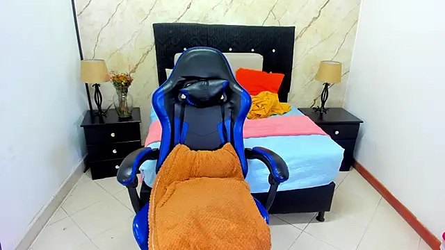queen ebony 69 online show from July 23, 2026, 3:37 am