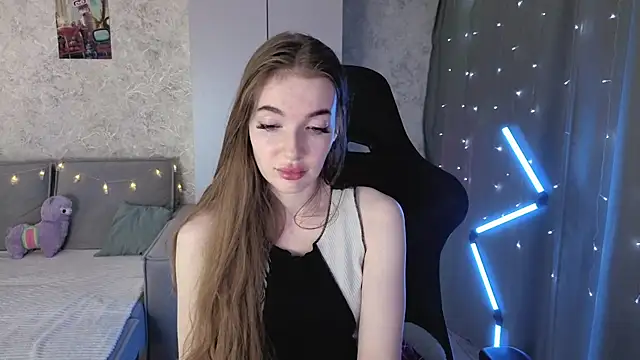 LissaCain online show from May 29, 2026, 2:42 am