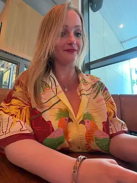 LadyTatiana Madam online show from July 25, 2026, 4:26 pm