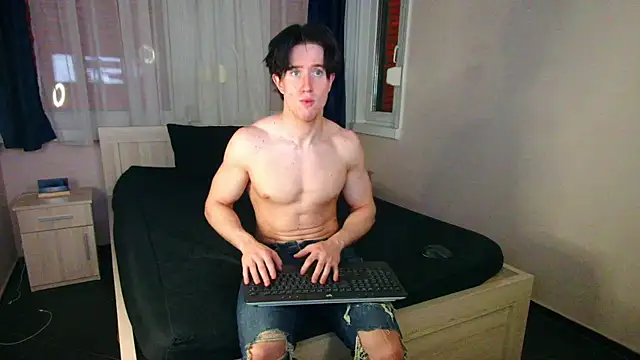 ChristianLevine  online show from July 22, 2026, 4:04 am
