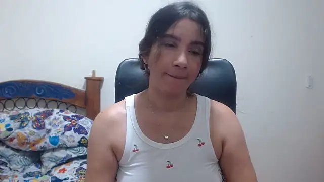Snapshot of Ainhoa-hot chatting on June 10, 2026, 8:35 am Ainhoa-hot online show from June 10, 2026, 8:35 am