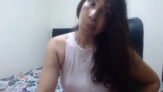 Snapshot of Ainhoa-hot chatting on July 2, 2026, 4:29 am Ainhoa-hot online show from July 2, 2026, 4:29 am