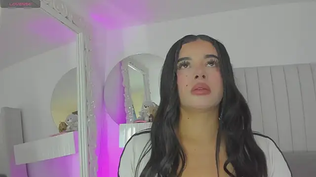 kaylarossi online show from July 22, 2026, 6:22 pm
