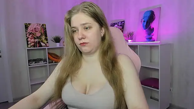Snapshot of Megan_Violer chatting on June 29, 2026, 5:24 pm Megan Violer online show from June 29, 2026, 5:24 pm