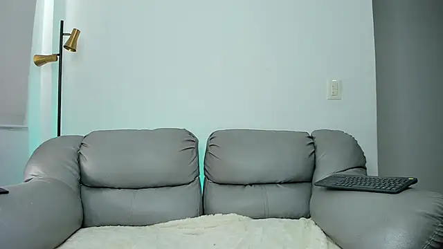 Snapshot of bellacarolainnn chatting on June 7, 2026, 6:44 pm bellacarolainnn online show from June 7, 2026, 6:44 pm