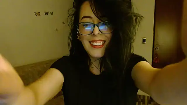 ella peck online show from June 5, 2026, 4:52 am