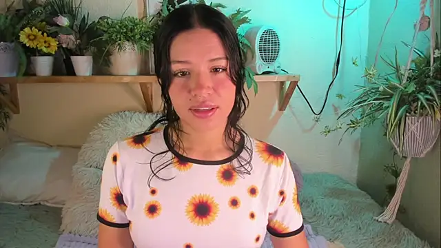 MiaaRose online show from July 28, 2026, 6:20 pm