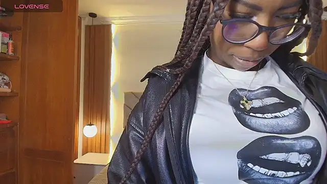Raquel jones online show from July 17, 2026, 12:12 pm