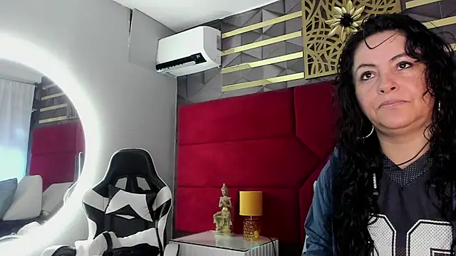 hanny milf online show from June 30, 2026, 11:55 am