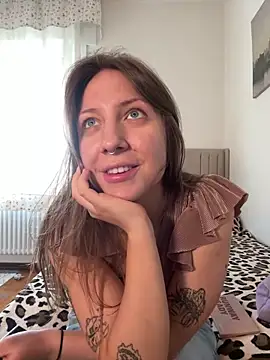 Sashabunny online show from June 17, 2026, 12:40 pm