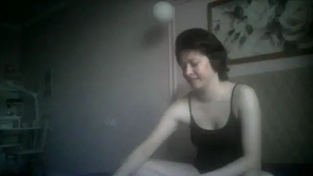 SunElizabeth online show from July 3, 2026, 4:02 pm