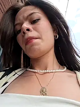 Violeta 12- online show from July 8, 2026, 3:05 pm