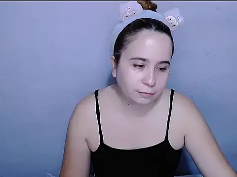 Snapshot of SubLayla01 chatting on May 29, 2026, 6:06 pm SubLayla01 online show from May 29, 2026, 6:06 pm