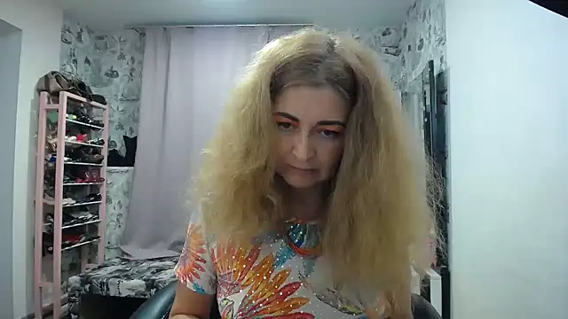 Helen1974 online show from August 2, 2026, 5:11 pm