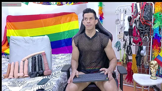 JoseRumbero26 online show from June 25, 2026, 12:20 pm