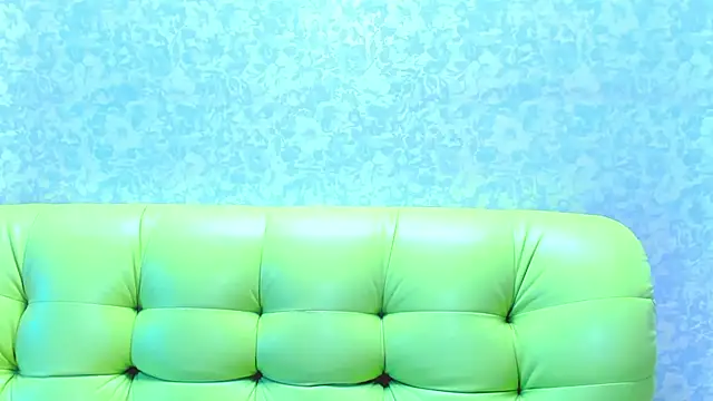 Vanessa Florence online show from July 24, 2026, 1:25 am