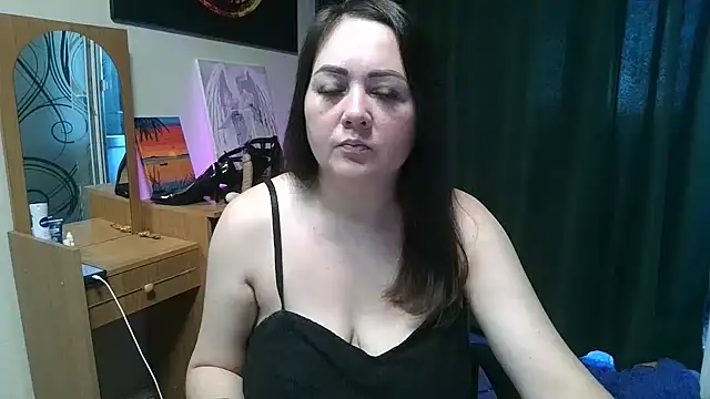 JuliaMorganss online show from June 19, 2026, 5:12 am