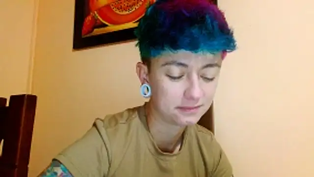 tomboyblue online show from June 15, 2026, 10:34 pm
