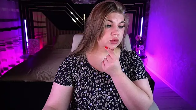GabbieJay online show from July 24, 2026, 12:47 pm