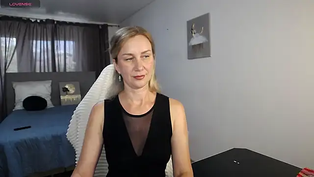 Vanessa Nowak online show from June 22, 2026, 1:08 pm