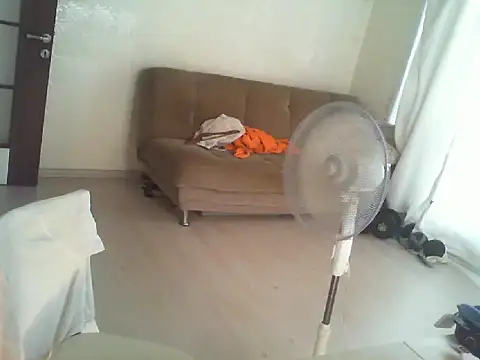 Snapshot of thekeys chatting on July 24, 2026, 11:19 am thekeys online show from July 24, 2026, 11:19 am