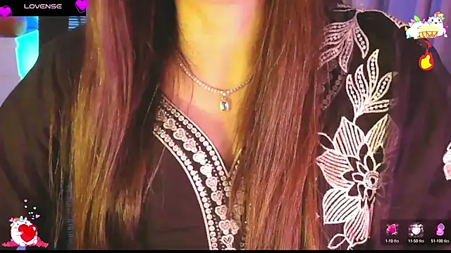  Blue Ruubyy  online show from June 15, 2026, 3:47 pm