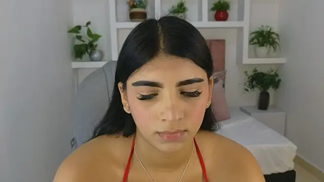 maiaa ruiz online show from June 12, 2026, 1:21 pm