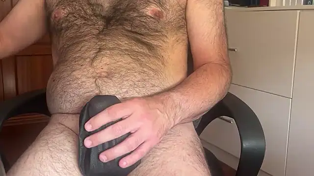 spanishairy online show from July 26, 2026, 8:10 am