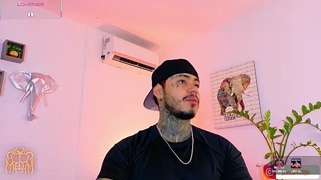 JordanSmiith  online show from June 29, 2026, 4:51 pm