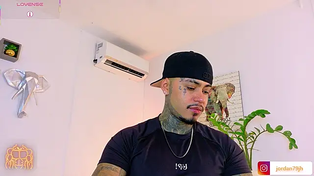 JordanSmiith  online show from July 20, 2026, 9:28 pm