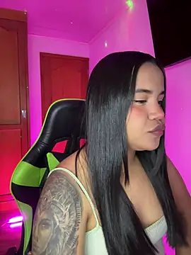 leila 22 online show from July 29, 2026, 2:59 pm