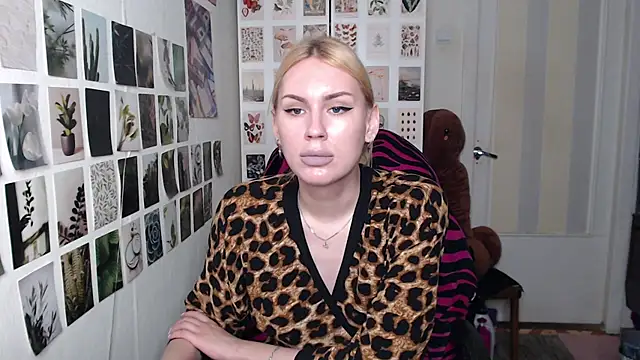 CapriScorpion online show from July 24, 2026, 10:57 am