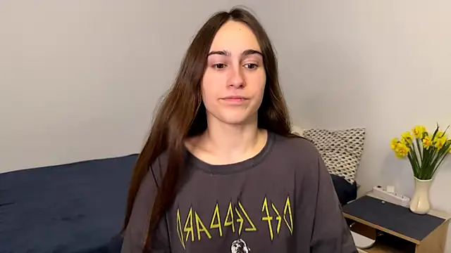AliceKolltt online show from April 26, 2026, 8:50 pm
