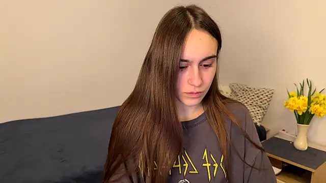 AliceKolltt online show from April 28, 2026, 9:20 pm