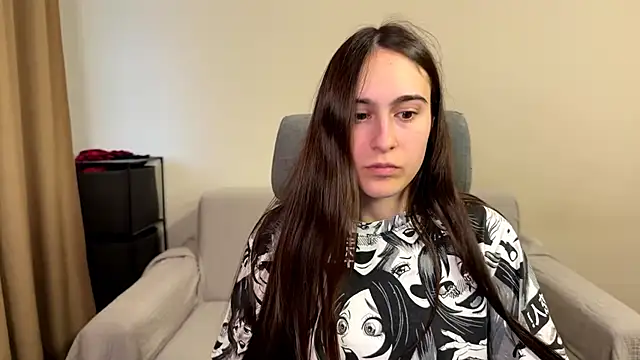 AliceKolltt online show from May 30, 2026, 5:54 pm