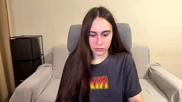 AliceKolltt online show from June 3, 2026, 9:31 pm