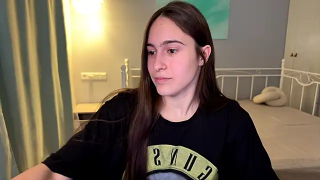 AliceKolltt online show from June 30, 2026, 8:54 pm