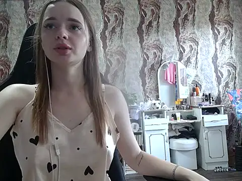 samanta55555 online show from June 11, 2026, 9:29 am
