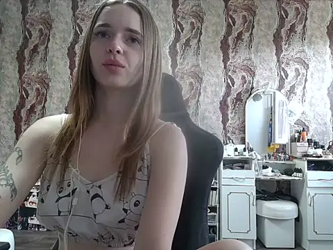 samanta55555 online show from June 17, 2026, 8:17 am