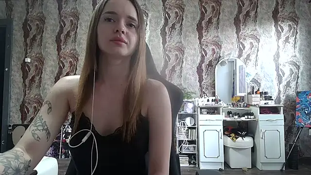 samanta55555 online show from June 23, 2026, 11:08 am